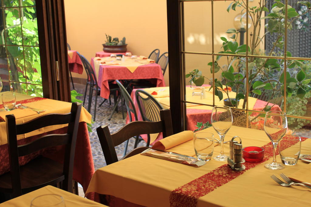 Albergo Antica Locanda Clusone Esterno foto